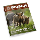 Titelbild der Jagdzeitschrift „PIRSCH“ Ausgabe 11/2025, mit zwei Wildschweinen auf einer grünen Wiese im Vordergrund, braun-grünem Hintergrund und weißer Schrift; sichtbare Artikelüberschriften: „REHBÖCKE – Warum es starke Jährlinge im Revier nicht leicht haben“, „AUFBRECHSÄGEN – Durch Mark und Bein: 8 Modelle im Praxistest“ sowie Haupttitel „SOMMERSAUEN – Das müssen Sie bei der Nachtjagd beachten“.
