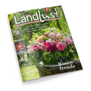 Titelblatt der Zeitschrift „Landlust“ mit grün-rosa Gestaltung, darüber der Schriftzug „20 Jahre Landlust“. Im Vordergrund ein großer Strauß aus pinken, roten und hellrosafarbenen Rosen mit grünem Beiwerk auf einem Holztisch im Garten. Textaufschriften: „Staudenbeete anlegen und gestalten“, „Eifel: Auf zu Ginsterblüte und Vulkanen!“, „Basteln mit Papier und Salzteig“ sowie unten der Titel „Rosenfreude“.