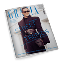 Titelbild der Zeitschrift „Grazia“, Ausgabe Nr. 6 vom Februar 2025; zentrale Abbildung einer lächelnden weiblichen Person mit dunklem Mantel, breitem Taillengürtel und kleiner brauner Handtasche, dunkelrote Sonnenbrille und zurückgebundenes Haar; Titelaufschrift: „Die neuen Street Trends“, darunter Themen wie „Brit-Chic“, „Western-Vibes“, „Gurke-Layering“, „Double-Bags“; weitere Aufschrift: „NEW YORK, KOPENHAGEN, BERLIN – Die Highlights der Fashion Weeks“.