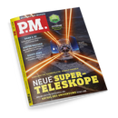 Titelblatt des Magazins „P.M.“ mit rotem Logo oben links auf gelbem Rand. Hauptmotiv zeigt ein modernes Großteleskop mit Lichtstrahlen in orange-gelber Farbe vor dunklem Hintergrund. Textelemente: „NEUE SUPER-TELESKOPE“, „Wie die nächste Generation die RÄTSEL DES UNIVERSUMS lösen soll“, außerdem Themen wie „BAHN & KI“, „HINTER GITTERN“, „KAUFE DINO“ und „FUTURIUM – Werkstatt für Visionen“.