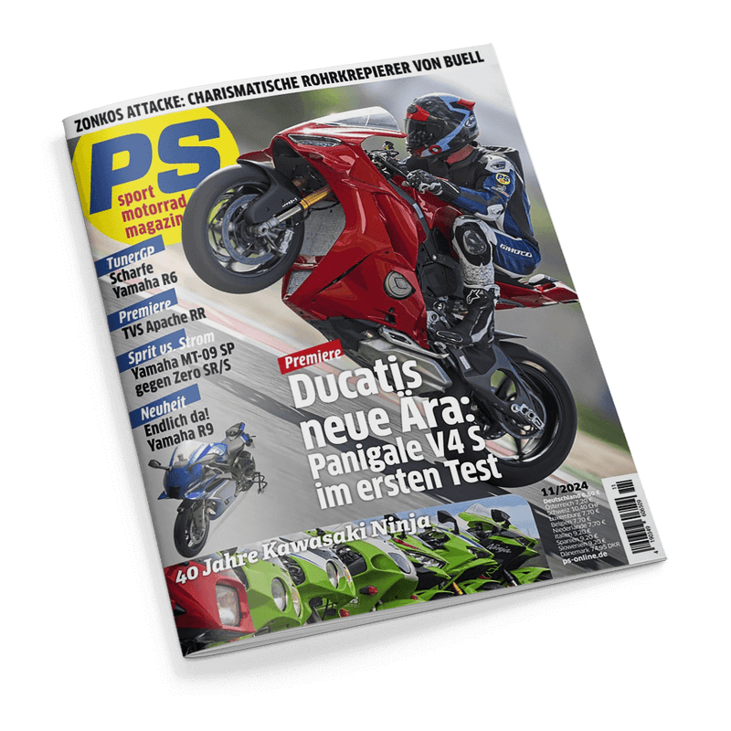 Titelbild der Zeitschrift „PS sport motorrad magazin“, Ausgabe 11/2024; zentral abgebildet ist eine rote Ducati Panigale V4 S, fahrend auf dem Hinterrad, gelenkt von einer gepanzerten, männlichen Person mit schwarzem Helm und blauer Motorradkleidung; Schlagzeile: „Ducatis neue Ära: Panigale V4 S im ersten Test“; weitere Texte: „40 Jahre Kawasaki Ninja“, „Yamaha R6“, „TVS Apache RR“, „Zero SR/S“, „Yamaha R9“ und „charismatische Rohrkrepierer von Buell“.