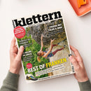 Magazin „klettern“ mit Titelzeile „ABENTEUER | LIFESTYLE | SPORT“, gehalten von zwei Händen über hellem Hintergrund. Auf dem Cover eine weibliche Person beim Klettern an einer steilen Felswand, darunter grüne Vegetation. Sichtbare Textausschnitte: „KLETTER-POWER FÜR JUNG UND ALT“, „FRIEDE MIT FALKE & UHU“, „GORGES DU VERDON“, „HELM-CHECK“ und Haupttitel „BEST OF FRANKEN“. Farbtöne: Gelb, Rot, Schwarz, Weiß und Naturfarben.