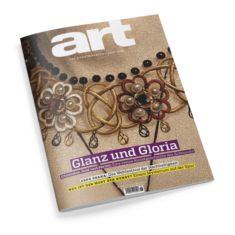 Hochglanz-Cover der Zeitschrift „art – DAS KUNSTMAGAZIN // JUNI 2025“ mit Detailaufnahme eines goldfarbenen Schmuckstücks mit schwarzen, roten und perlenartigen Elementen auf rissig strukturierter, beige-brauner Oberfläche; mittig lila Textfeld mit Titel „Glanz und Gloria“, darunter: „Edelsteine, Gold und Perlen: Eine kleine Kunstgeschichte des Schmucks“. Weitere Schlagzeilen in Schwarz, Weiß und Gelb zu Expo Osaka, Kunst und Nachhaltigkeit.