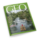 Titelbild der Zeitschrift „GEO“, Ausgabe Juni 2025, mit weißem Logo „GEO“ auf grünem Hintergrund; zentrales Titelbild zeigt eine einzelne stehende Person mit rot-weißem Outfit auf einem Bambusfloß auf einem von Palmen gesäumten Fluss, Haupttitel in Weiß: „Wie Reisen uns prägt“; weitere sichtbare Texte: „Serie Hirnforschung“, „Mali“, „Atommüll“ sowie ein Zitat über die Veränderung durch Reisen; unten rechts ein senkrechter Barcode.