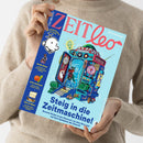 Helle Zeitschrift mit dem Titel „ZEIT leo – Das Kindermagazin mit Gregs Tagebuch“. Auf hellblauer Titelseite ist eine bunte Zeitmaschine mit Zahnrädern, Monitoren und Uhren abgebildet, vor der ein Kind mit Hut steht. Text: „Steig in die Zeitmaschine! Besuch Kinder in der Steinzeit, im alten Rom und auf dem Spielplatz der Zukunft.“ Linke Spalte zeigt Abbildungen einer Orange, eines Schiffs und einer Figur mit den Themen „Große Reise“, „Lass wachsen!“ und „Tief im Meer“.